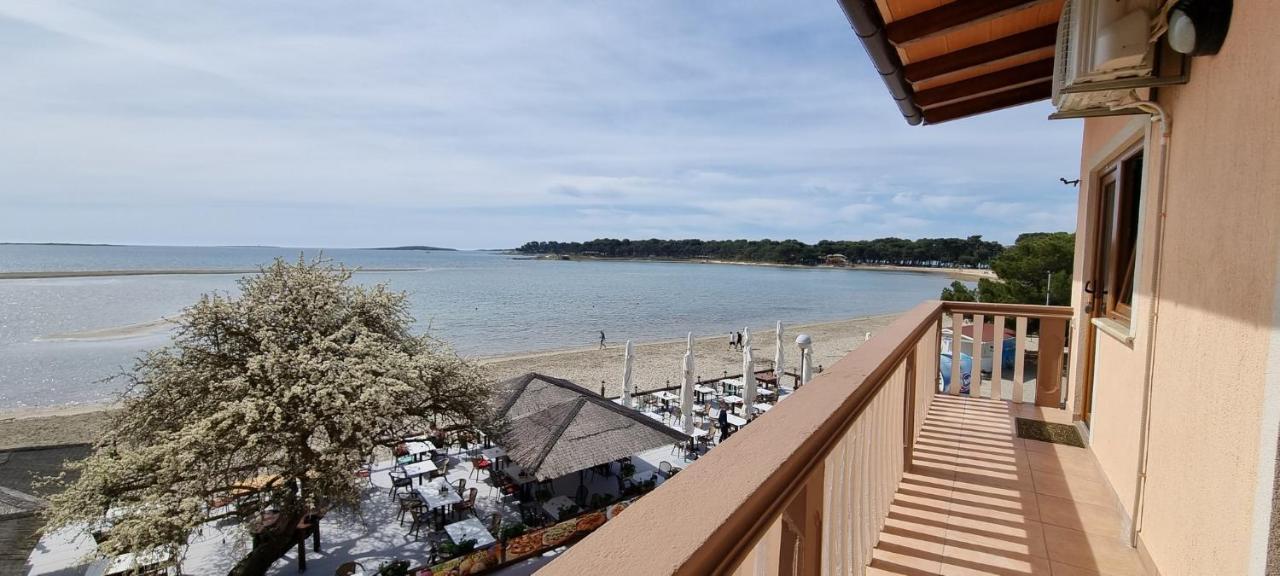 Sand Beach Apartment Idila Medulin Dış mekan fotoğraf